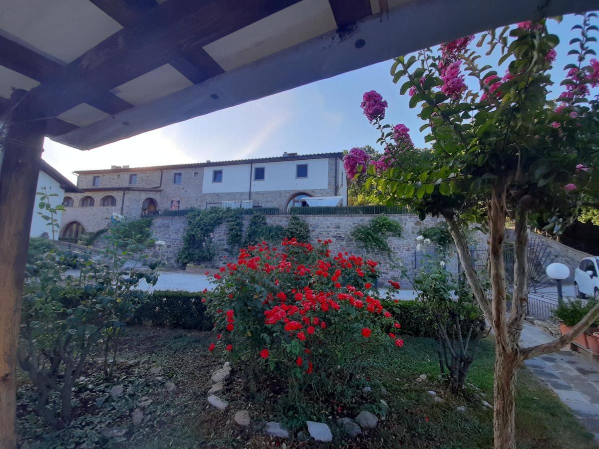 Casa Vacanze Borgo La Fratta باربيرينو دي موجيلو المظهر الخارجي الصورة