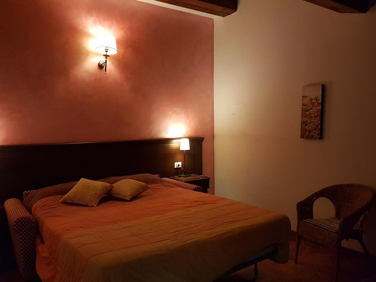 Casa Vacanze Borgo La Fratta باربيرينو دي موجيلو المظهر الخارجي الصورة